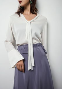 輕盈垂墜，優雅綻放——施悅名2019春夏新款重磅真絲長半裙設計解讀